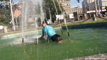 Hunny's Wet And Messy Fountain Romp Screencap 29 on www.sinx.com