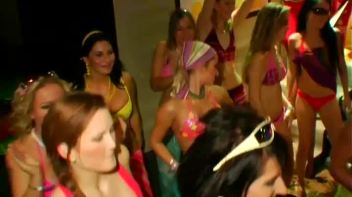 Bay Crotch Part 1 - Main Edit Screencap 107 on www.sinx.com