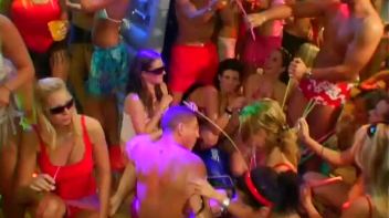 Bay Crotch Part 1 - Main Edit Screencap 18 on www.sinx.com