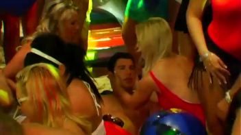 Bay Crotch Part 1 - Main Edit Screencap 19 on www.sinx.com