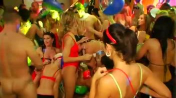 Bay Crotch Part 1 - Main Edit Screencap 46 on www.sinx.com