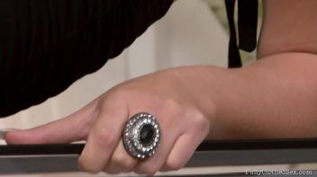 Eurobabe Goddess Takes Advantage Of The Law Screencap 22 on www.sinx.com