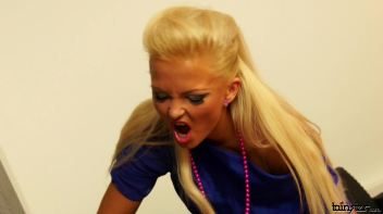 Jenna's Cum Covered Fuck Buddy Screencap 7 on www.sinx.com