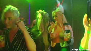 Party Hardcore Gone Crazy Vol. 42 Single Cut: Part 1 - Cam 3 Screencap 95 on www.sinx.com