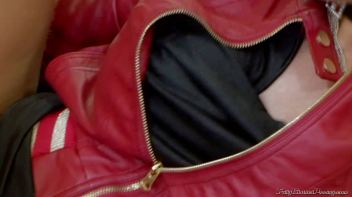 Breaking Free Screencap 94 on www.sinx.com