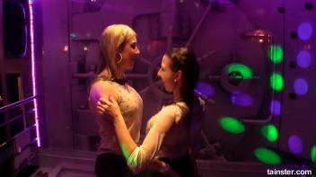 Fanatic Fuckfriends Part 2 - Shower Cam Screencap 53 on www.sinx.com