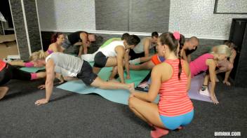 Stretching To The Bimaxx Part 1 Screencap 15 on www.sinx.com