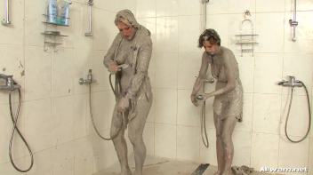 Eurobabe Post Mud Fight Shower Down Screencap 2 on www.sinx.com