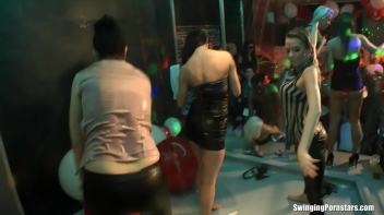 Europorn Birthday Bang Part 4 - Shower Cam Screencap 98 on www.sinx.com