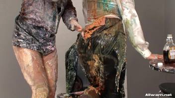 Business Babes Take Mess To The Next Level! Screencap 33 on www.sinx.com