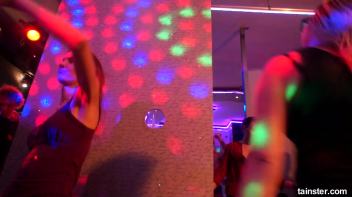 Fanatic Fuckfriends Part 8 - Lesbian Cam Screencap 9 on www.sinx.com