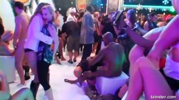 Pussy Blizzard Part 2 - Cam 1 Screencap 86 on www.sinx.com