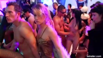 Pussy Blizzard Part 2 - Cam 1 Screencap 98 on www.sinx.com