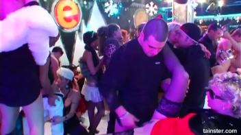 Pussy Blizzard Part 2 - Cam 1 Screencap 17 on www.sinx.com