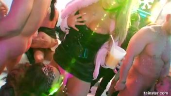 Pussy Blizzard Part 2 - Cam 1 Screencap 43 on www.sinx.com