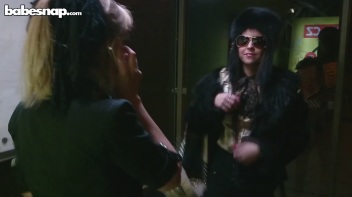 Bitch Problems At The Bus Stop Screencap 30 on www.sinx.com