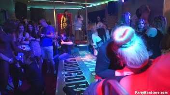 Party Hardcore Gone Crazy Vol. 34 Part 1 - Cam 3 Screencap 114 on www.sinx.com