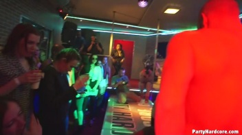 Party Hardcore Gone Crazy Vol. 34 Part 1 - Cam 3 Screencap 50 on www.sinx.com