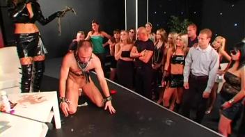 Public Disgrace Screencap 70 on www.sinx.com