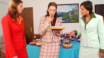 Messy Whipped Topping Bake Off! Screencap 11 on www.sinx.com