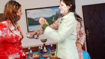 Messy Whipped Topping Bake Off! Screencap 42 on www.sinx.com