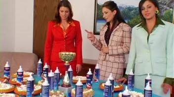 Messy Whipped Topping Bake Off! Screencap 6 on www.sinx.com