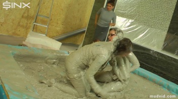 Sexy Professionals Mud Wrestling Mania Screencap 47 on www.sinx.com