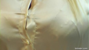 Cumtime on Paris Lorenz Screencap 1 on www.sinx.com