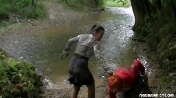 Welcome To The Mud Hole Screencap 59 on www.sinx.com