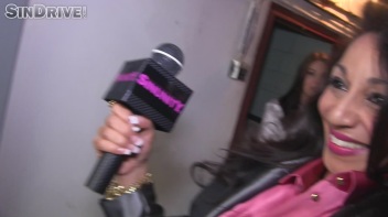 Oily Wrestling: Jenna Lovely vs. Nicole Vice & Erika vs. Tanya Screencap 20 on www.sinx.com