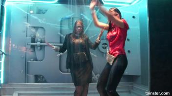 Sweet girls getting the wetlook Screencap 34 on www.sinx.com