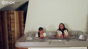 Sexy Intruders Play In The Hot Tub Screencap 26 on www.sinx.com