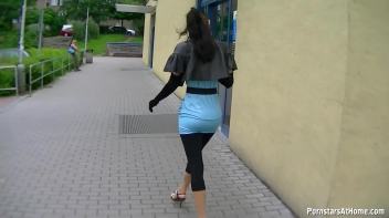 Totally Exposed BJ And Loving It! Screencap 1 on www.sinx.com