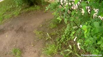 Totally Exposed BJ And Loving It! Screencap 32 on www.sinx.com