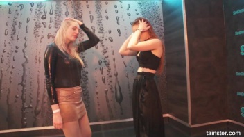 They Love It Wet and Frisky! Screencap 24 on www.sinx.com