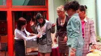 Buffet Babes go Bonkers! Screencap 57 on www.sinx.com