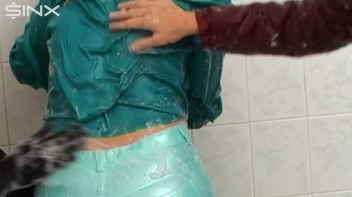 Wet And Messy Shower Fun For Three Babes Screencap 26 on www.sinx.com