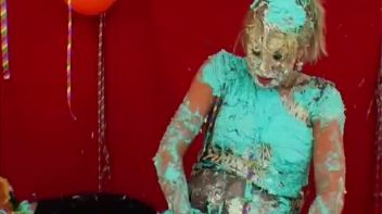 Cream and Fruit Pie Disaster! Screencap 38 on www.sinx.com
