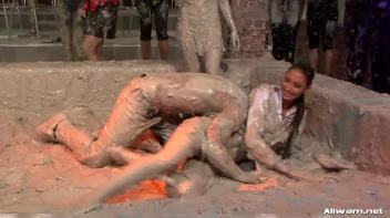 Dirty Duo Turns Into Mud Brawl Screencap 62 on www.sinx.com