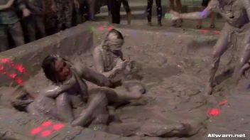 Dirty Duo Turns Into Mud Brawl Screencap 23 on www.sinx.com