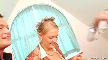 Tantalizing Babes and Their Fashions Screencap 88 on www.sinx.com