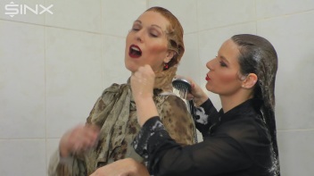 Gorgeous Girls Wash And Lather Their Hair Screencap 47 on www.sinx.com
