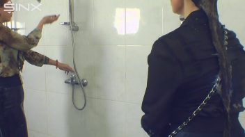 Gorgeous Girls Wash And Lather Their Hair Screencap 51 on www.sinx.com