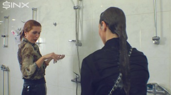 Gorgeous Girls Wash And Lather Their Hair Screencap 52 on www.sinx.com