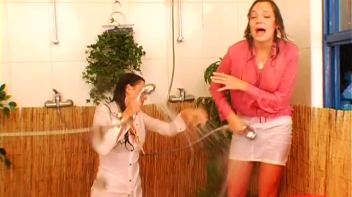 Sudsy Shampoo Mess Screencap 21 on www.sinx.com