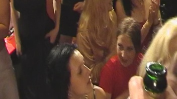 Blowjob Beauties Part 3 - Cam 2 Screencap 85 on www.sinx.com