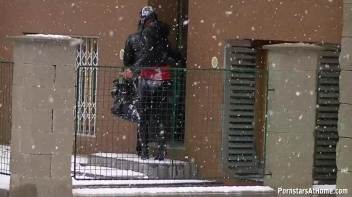 Messin' Around Town With No Shame! Screencap 84 on www.sinx.com