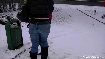 Messin' Around Town With No Shame! Screencap 24 on www.sinx.com