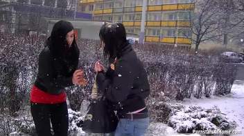 Messin' Around Town With No Shame! Screencap 26 on www.sinx.com