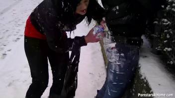 Messin' Around Town With No Shame! Screencap 74 on www.sinx.com